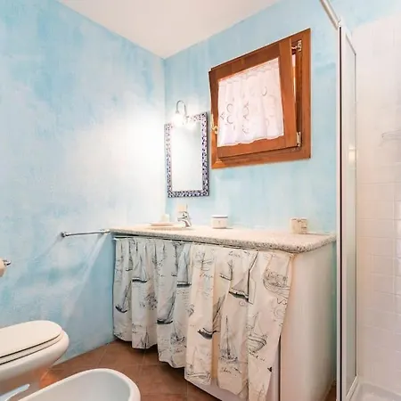 Residenze Coda Cavallo - Punta Aldia - Casa Delle Sughere 蓬塔迪亚