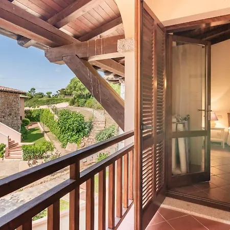 Residenze Coda Cavallo - Punta Aldia - Casa Delle Sughere Apartamento